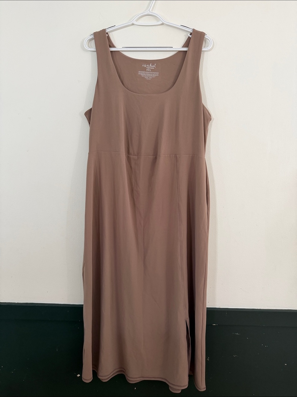 Sleeveless Scoop-Neck Maternity Dress in Mauve Brown